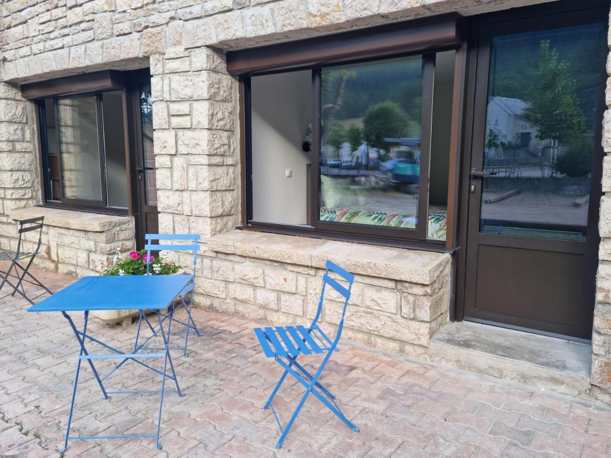 Studio Gites Au Pont De La Gineze Barjac  외부 사진